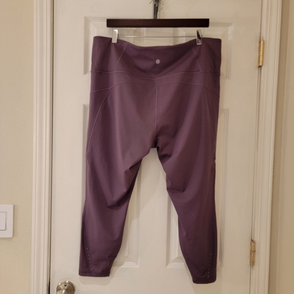 Athleta Rainer Unbrushed 7/8 Tight Size 2X Violet SuperSonic Pocket #981847 - Picture 3 of 10